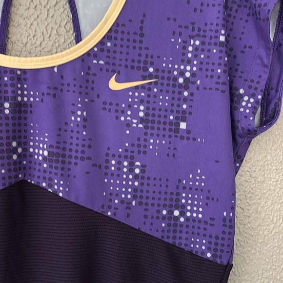 Women’s Nike Dri-Fit Active Top, Large, Keyhole Back, Purple - Picture 2 of 6